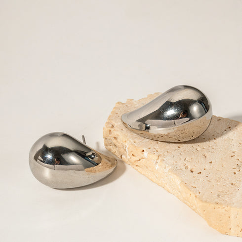 Reina Silver Drop Studs